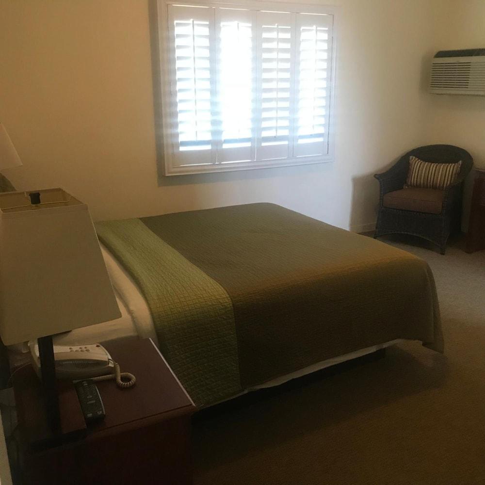 Bella Capri Inn And Suites 카마리오 외부 사진
